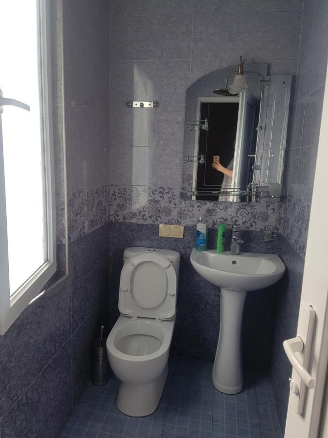 Guest House 2 Floor Батумі Екстер'єр фото