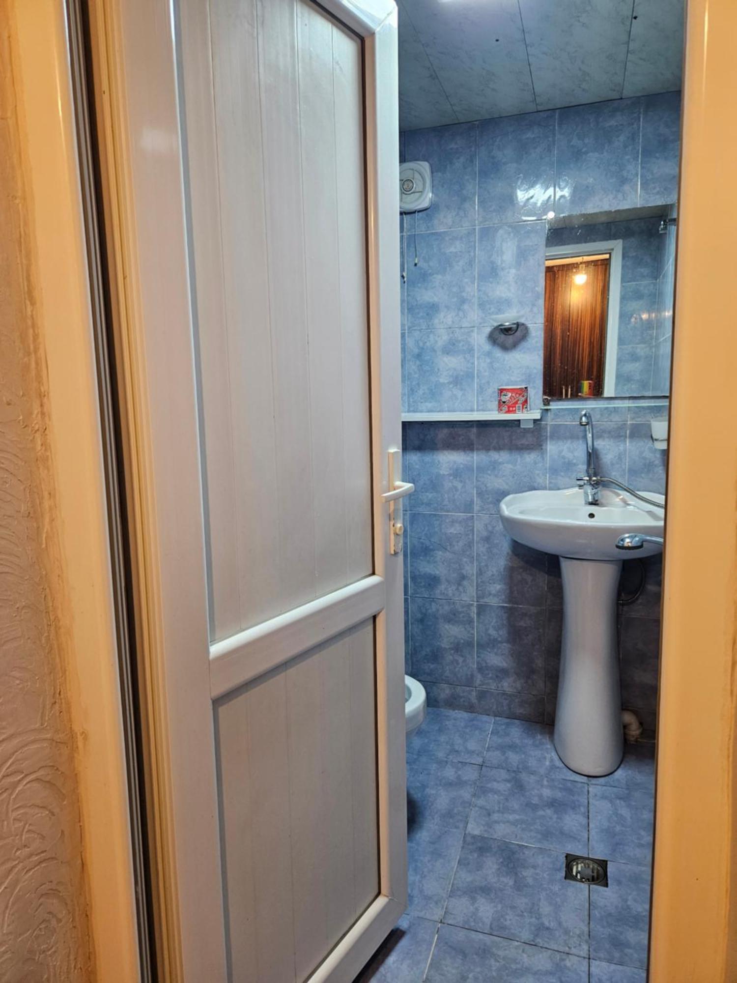 Guest House 2 Floor Батумі Екстер'єр фото