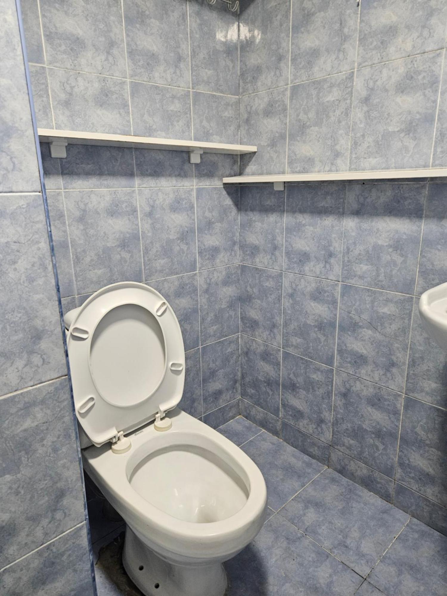 Guest House 2 Floor Батумі Екстер'єр фото